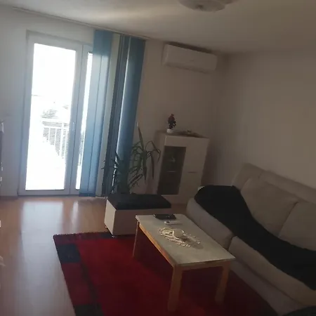 Apartament Leki *
